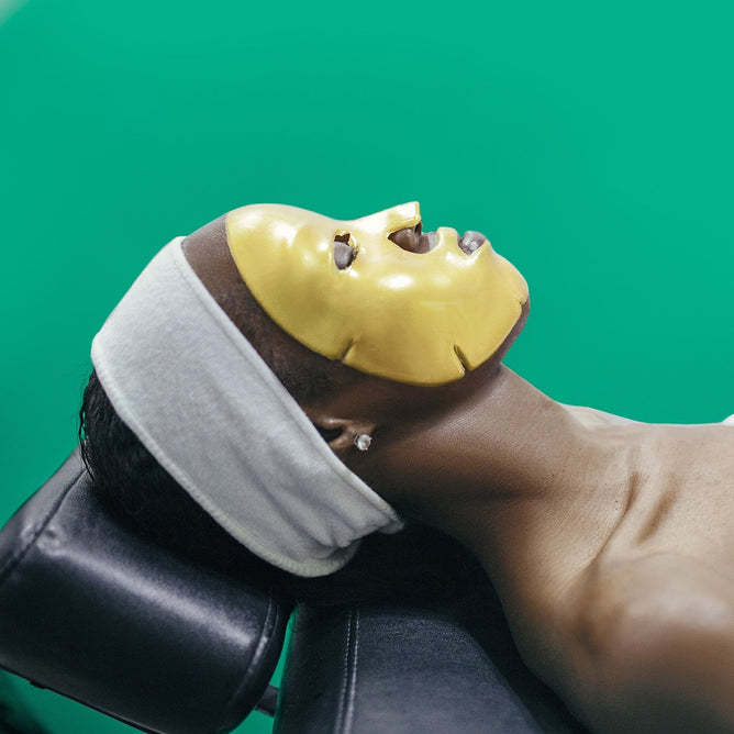 DermaLuxe Facial